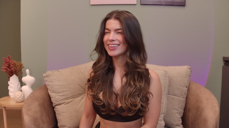 AliceLujan's Streamate show and profile