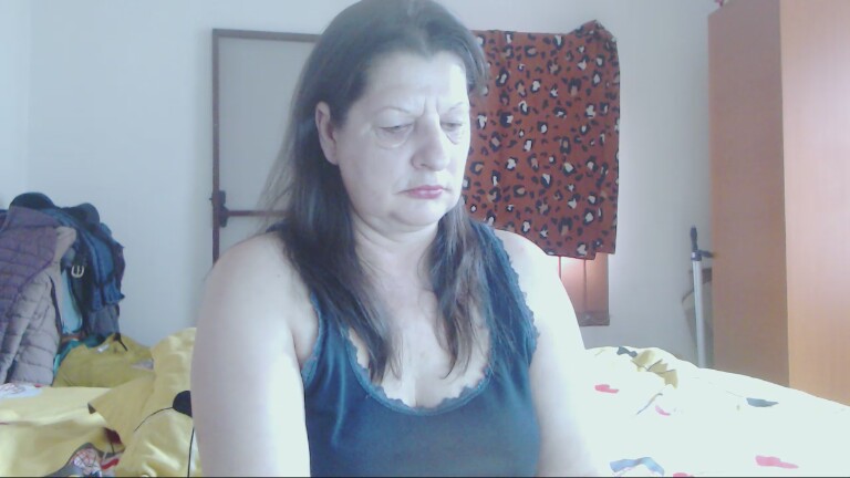 ExtasyMature's Streamate show and profile