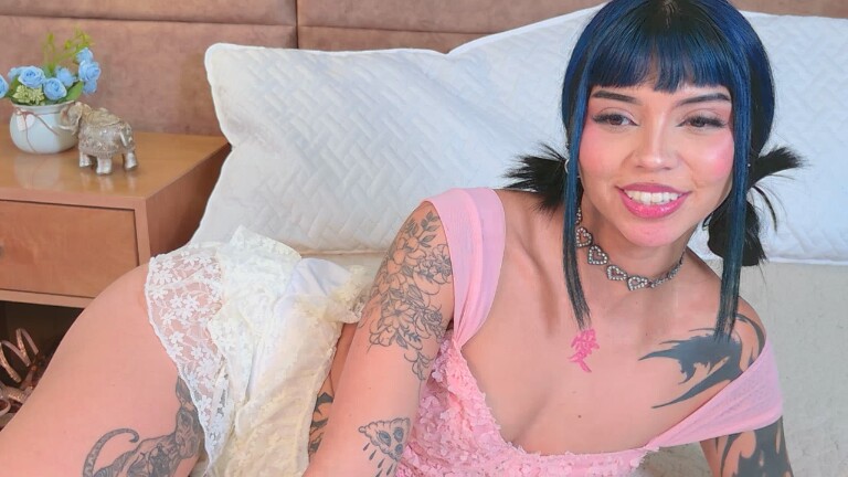 AlanaPierce's Streamate show and profile