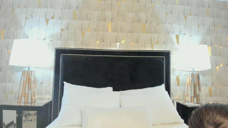 EmmaWeest's Streamate show and profile