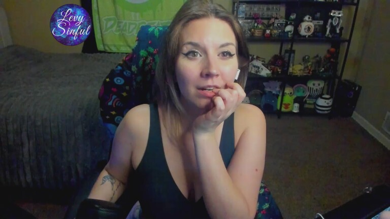 LevySinful's Streamate show and profile