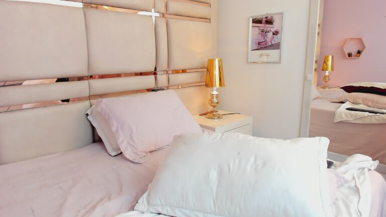 HollyCarteers's Streamate show and profile