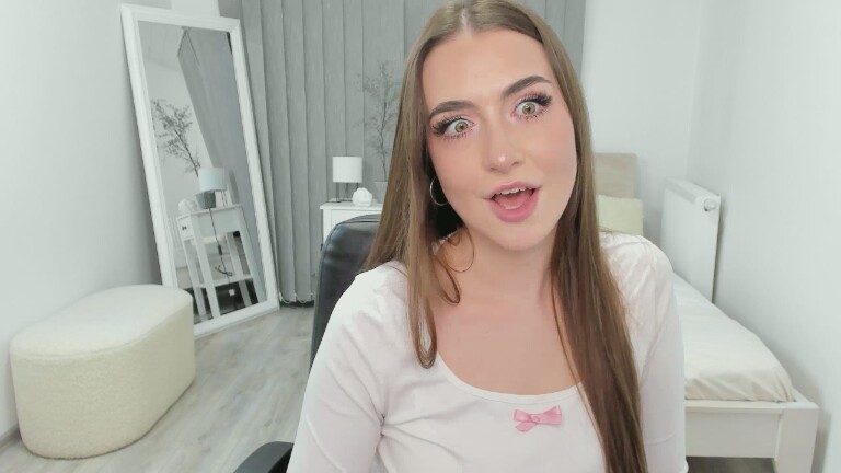 SashaShin's Streamate show and profile