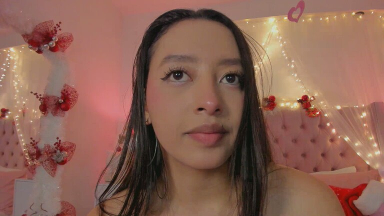 AlexandraWinterr's Streamate show and profile