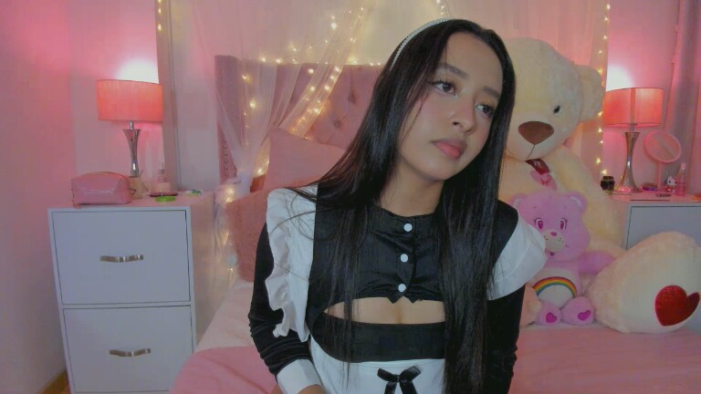 AlexandraWinterr's Streamate show and profile