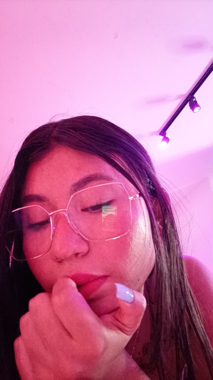 LylaKarl's Streamate show and profile