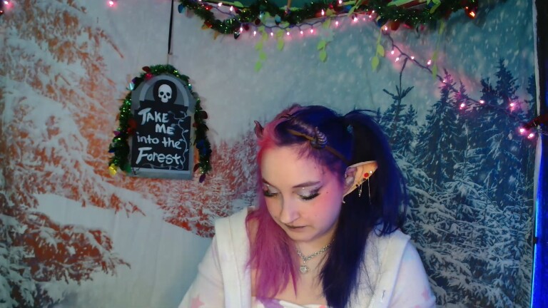 ItsMagicalMae's Streamate show and profile