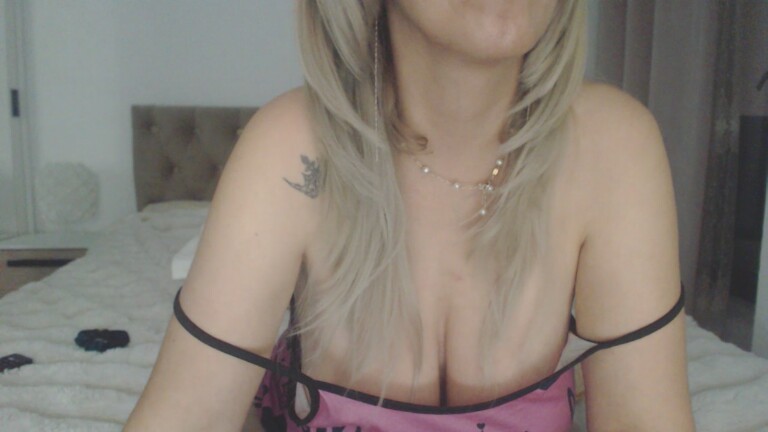 yanna_kentt's Streamate show and profile