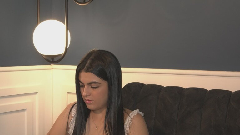 GabyReid's Streamate show and profile