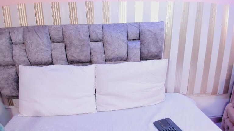 nova_lanee's Streamate show and profile