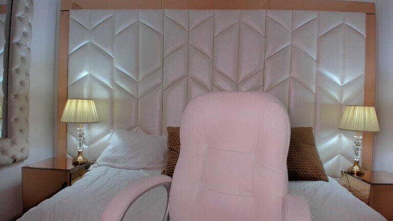 AmaraCollins's Streamate show and profile