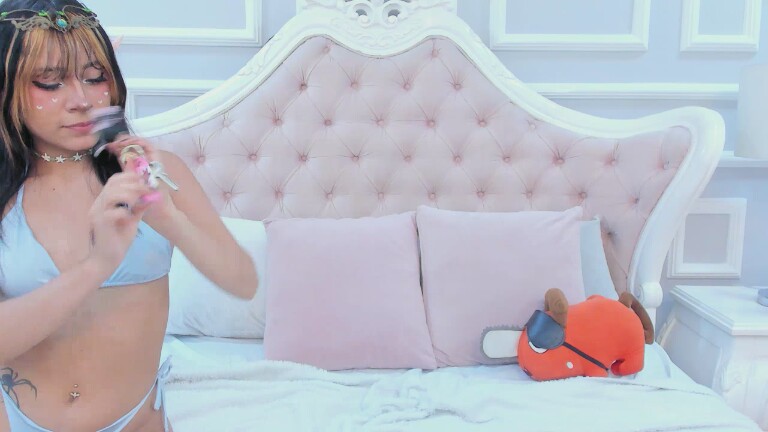 Alisha_Kitty's Streamate show and profile