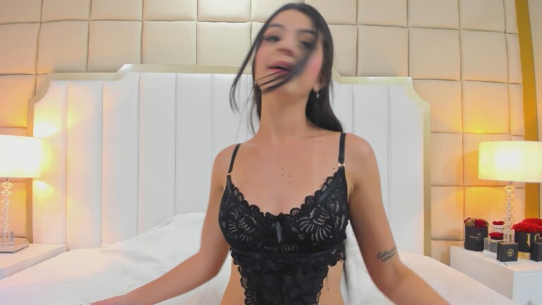 EmaMillers's Streamate show and profile