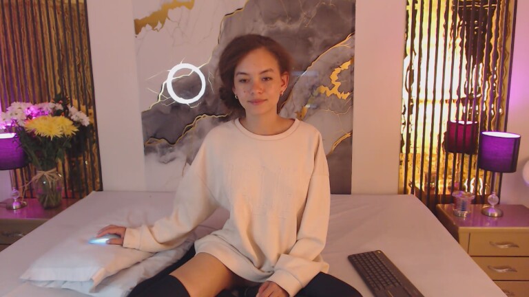 MiticaBrenner's Streamate show and profile