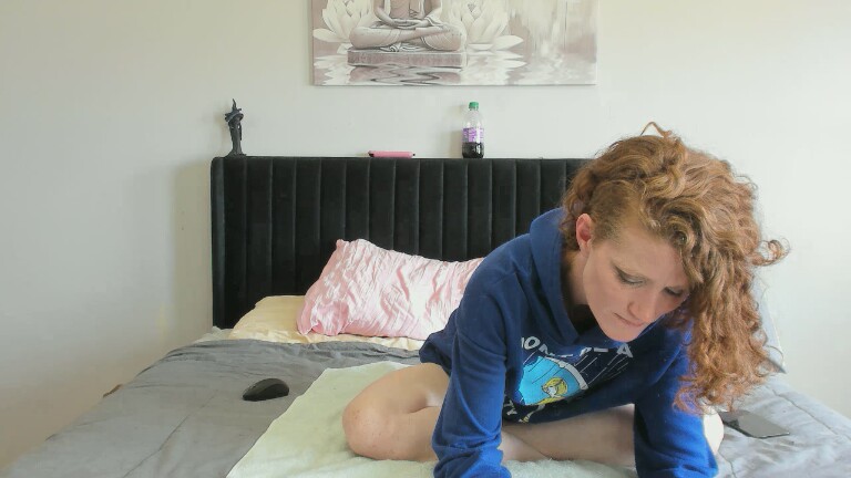 MariahKash's Streamate show and profile