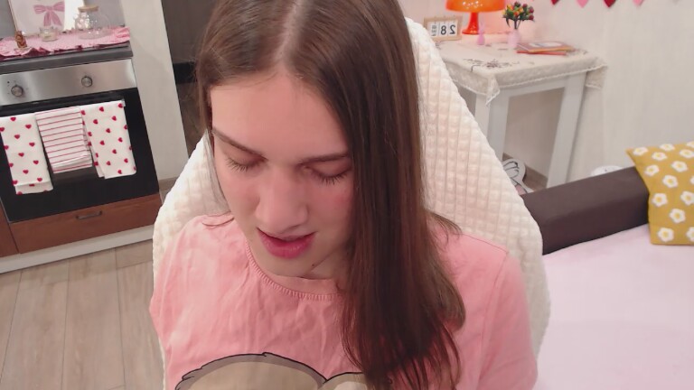 AlinaBabyGirl's Streamate show and profile