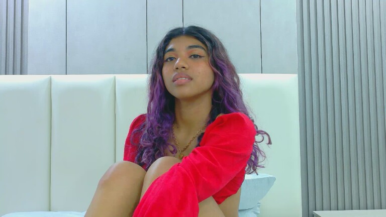 AlejandraOjeda's Streamate show and profile