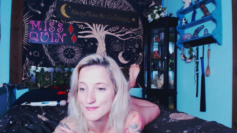 MissQuinCam's Streamate show and profile