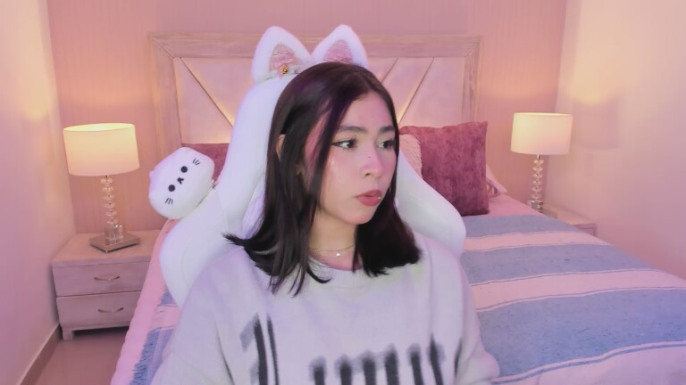 SophiaColinns's Streamate show and profile