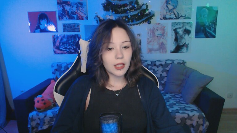 Minatyan18's Streamate show and profile