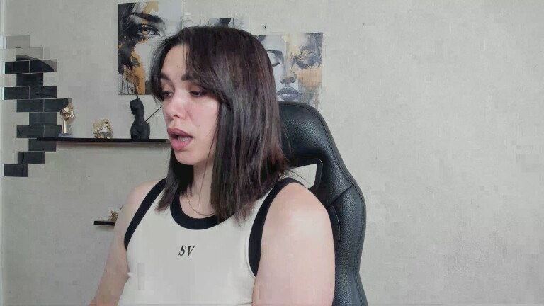 GlamNova's Streamate show and profile