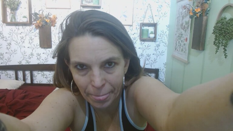 GeminiLoveXO's Streamate show and profile