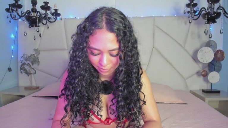 ScarlettFlever's Streamate show and profile