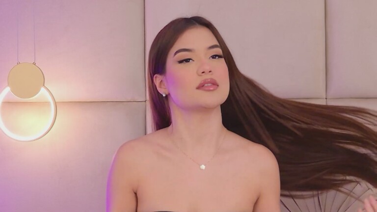 GiaRosset's Streamate show and profile