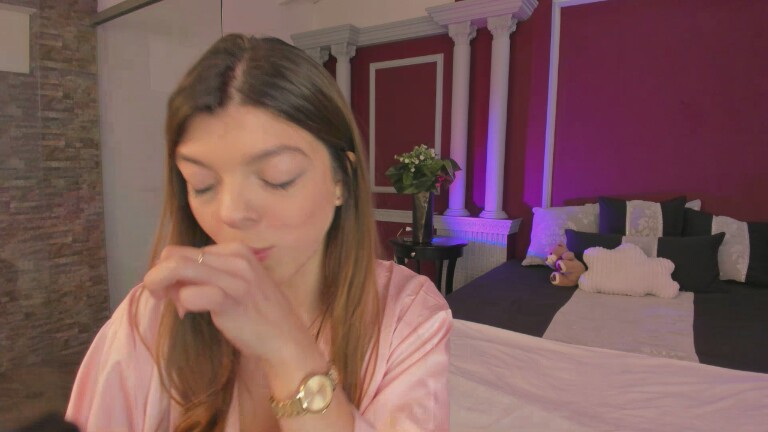 LizDeusaa's Streamate show and profile