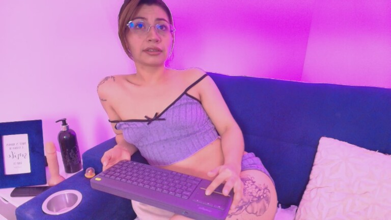 Selene_Leon's Streamate show and profile