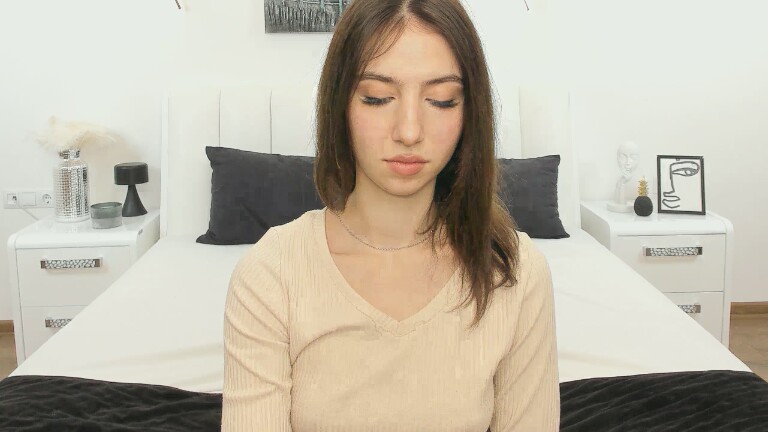 SarahTray's Streamate show and profile