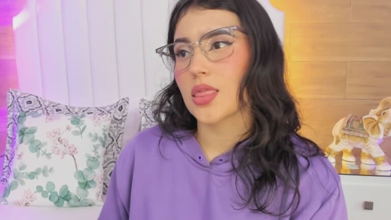 AriaSwan's Streamate show and profile