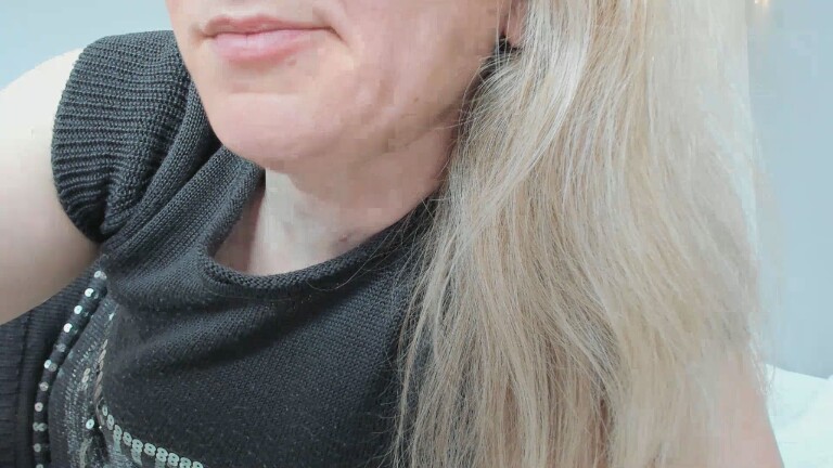 XxSweety_GirlxX's Streamate show and profile