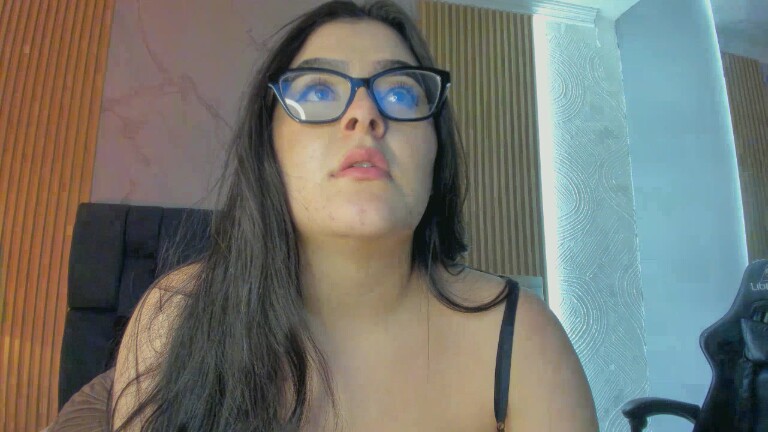 Violeta_Maddox's Streamate show and profile