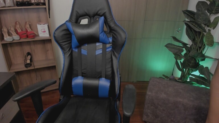 MissTianaX's Streamate show and profile