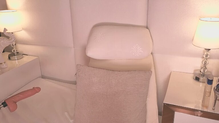 Amylewiss's Streamate show and profile