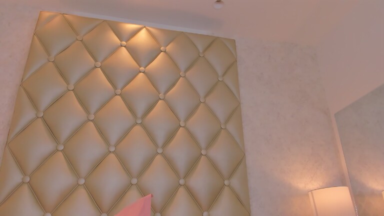 MiaaCaastro's Streamate show and profile