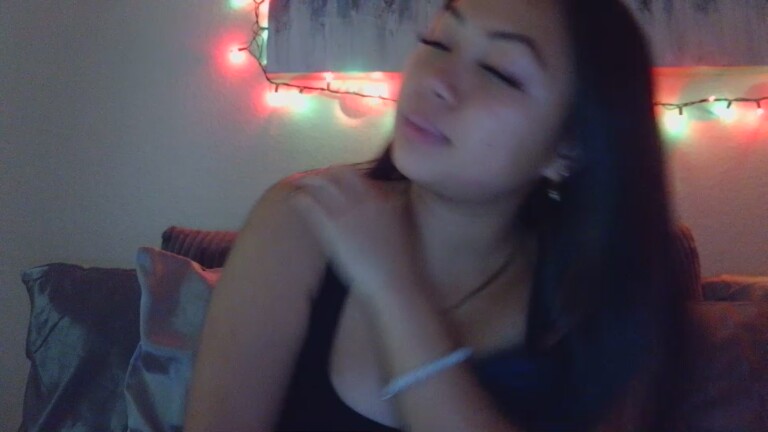 VeeE63's Streamate show and profile