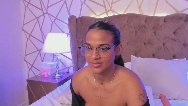 SaschaFit's Streamate show and profile