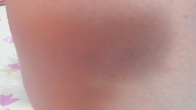 miablaze18's Streamate show and profile