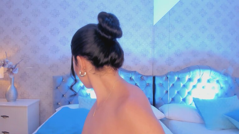 MayaWiills's Streamate show and profile