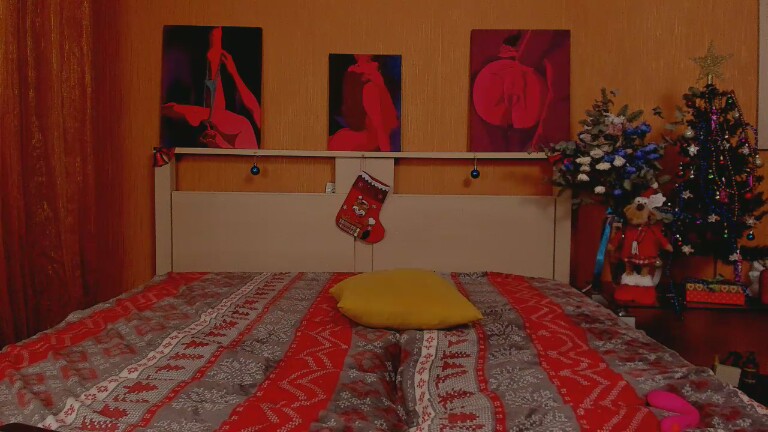 GlamNova's Streamate show and profile