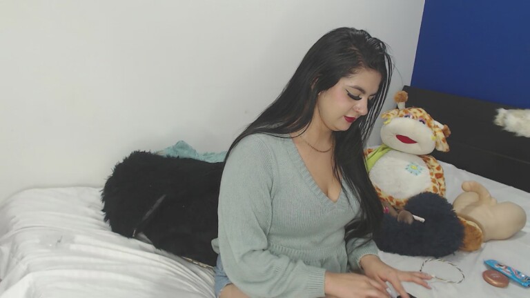 EmilyConoor's Streamate show and profile