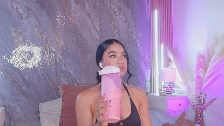 MeilynDuque's Streamate show and profile