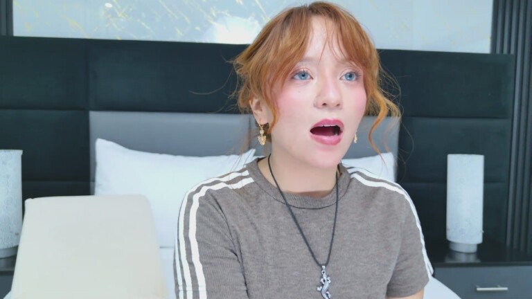 EmilyKlein's Streamate show and profile