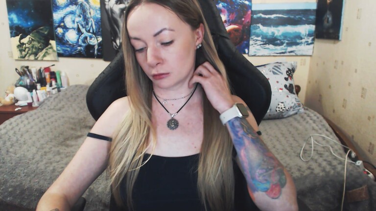 BringingLuck's Streamate show and profile