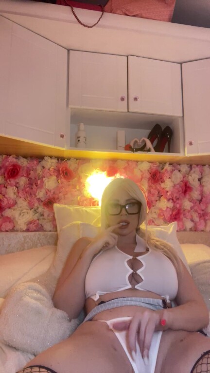 isabellarosexxy's Streamate show and profile