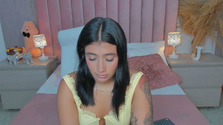 JulietaKennedy's Streamate show and profile