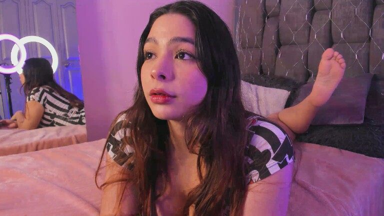 AnnaWhhitte's Streamate show and profile