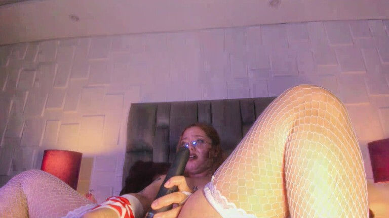 EmmaThomzon's Streamate show and profile